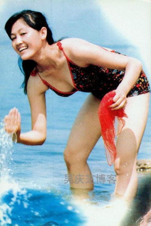 明星泳照,明星们的魅力瞬间